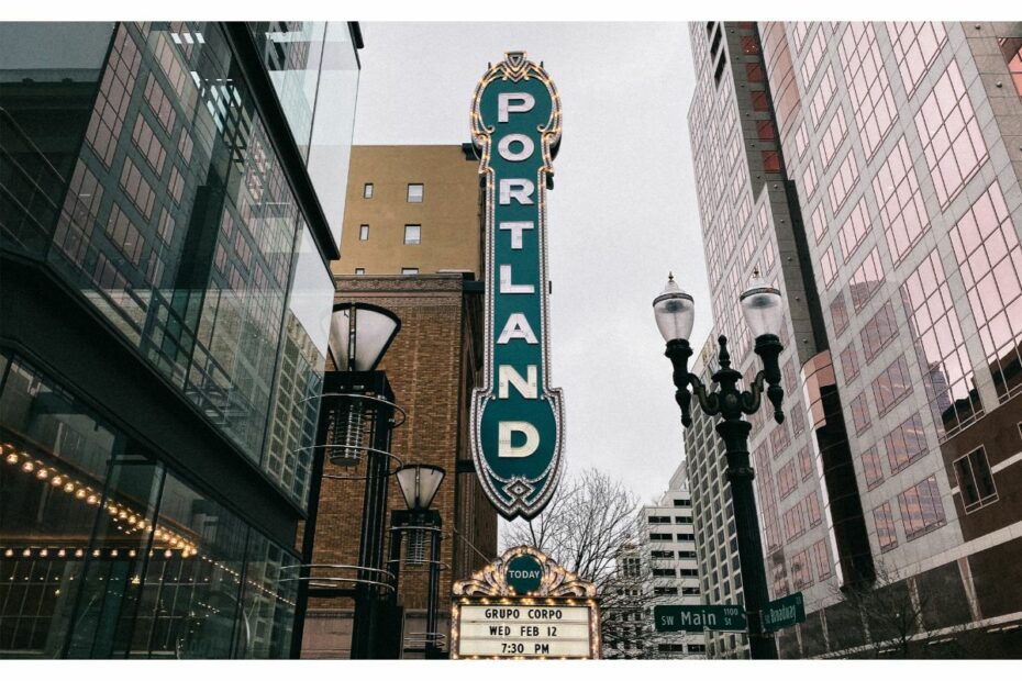 The Top 4 Best Sports Bars in Portland Now